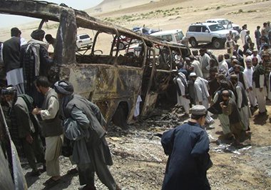 سانحه ترافیکی مرگبار در شاهراه کابل – قندهار