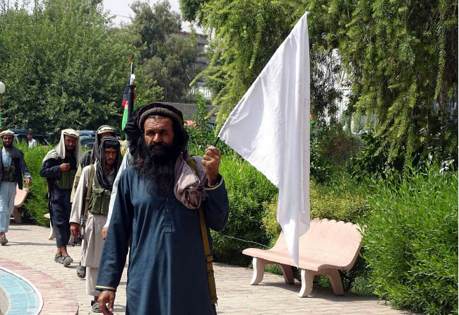 چرا طالبان در جنگ افغانستان پیروز نمی شوند؟ خیلی ضعیف برای پیروزی، خیلی قوی برای تهدید