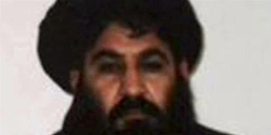 واشنگتن‌پست: رهبر سابق طالبان به راحتی به دوبی سفر کرده بود