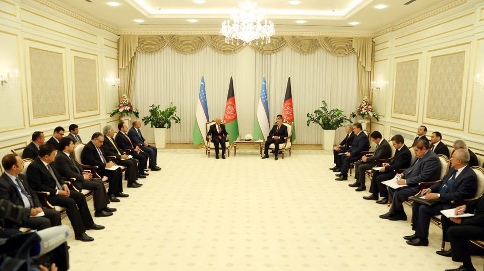 ازبکستان میزبان نشست صلح و همکاری‌های منطقه‌یی/ رییس‌جمهور در رأس یک هیأت بلندرتبه به تاشکند رسید