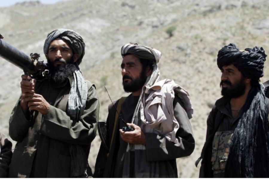 پاسخ طالبان به دیپلمات امریکایی: جنگ ما برحق و کنفرانس کابل، توطئه است
