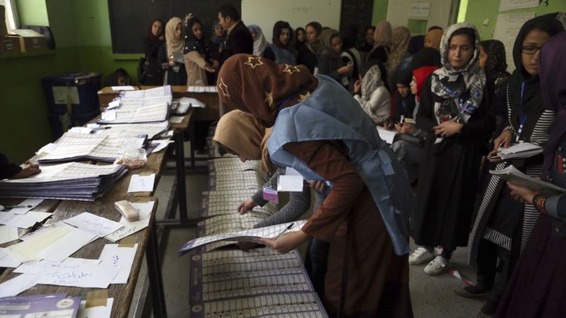 اعلام تقویم انتخابات ریاست جمهوری افغانستان به تعویق افتاد