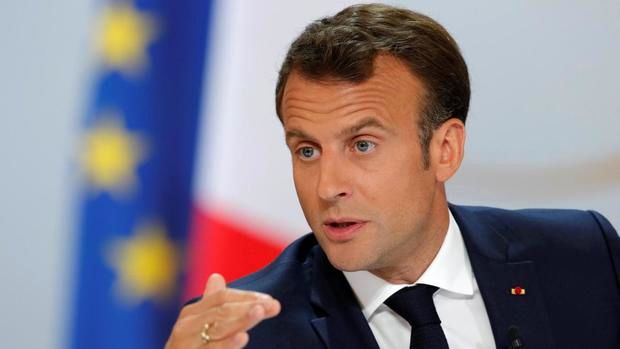 رئیس‌جمهور فرانسه: در حوزه شنگن در برابر پناهجویان «بازوی مسلح» ایجاد شود.