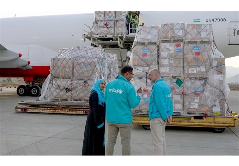 بیش از ۸۰ تُن تجهیزات دارویی برای زلزله‌زدگان هرات به کابل رسید